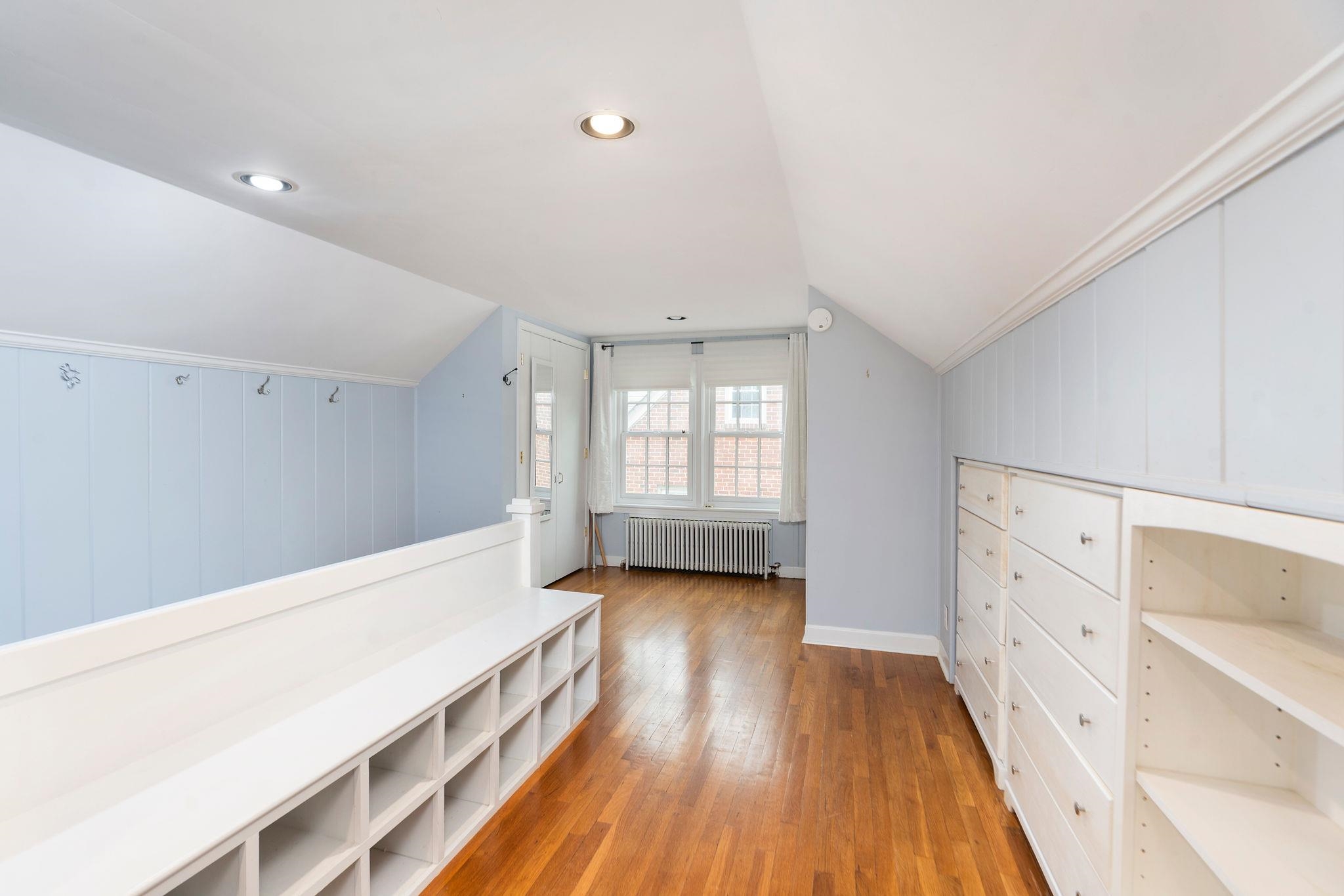 908 LYNDHURST RD, WAYNESBORO, Virginia 22980, 3 Bedrooms Bedrooms, ,2 BathroomsBathrooms,Residential,Charming Cape,908 LYNDHURST RD,676850 MLS # 676850