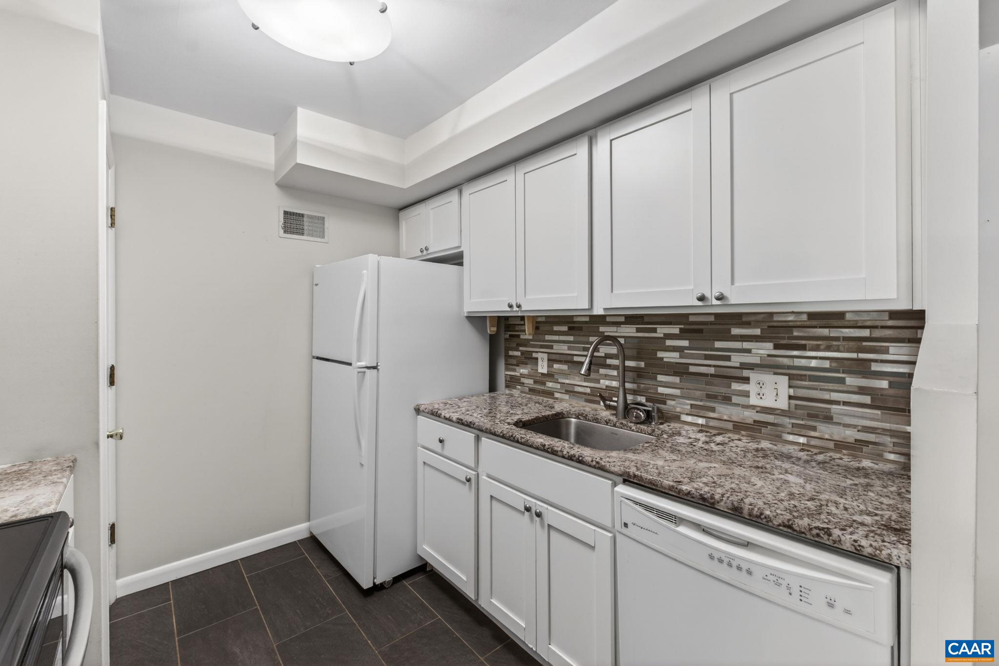 103 TURTLE CREEK RD, CHARLOTTESVILLE, Virginia 22901, 2 Bedrooms Bedrooms, ,2 BathroomsBathrooms,Residential,103 TURTLE CREEK RD,676851 MLS # 676851