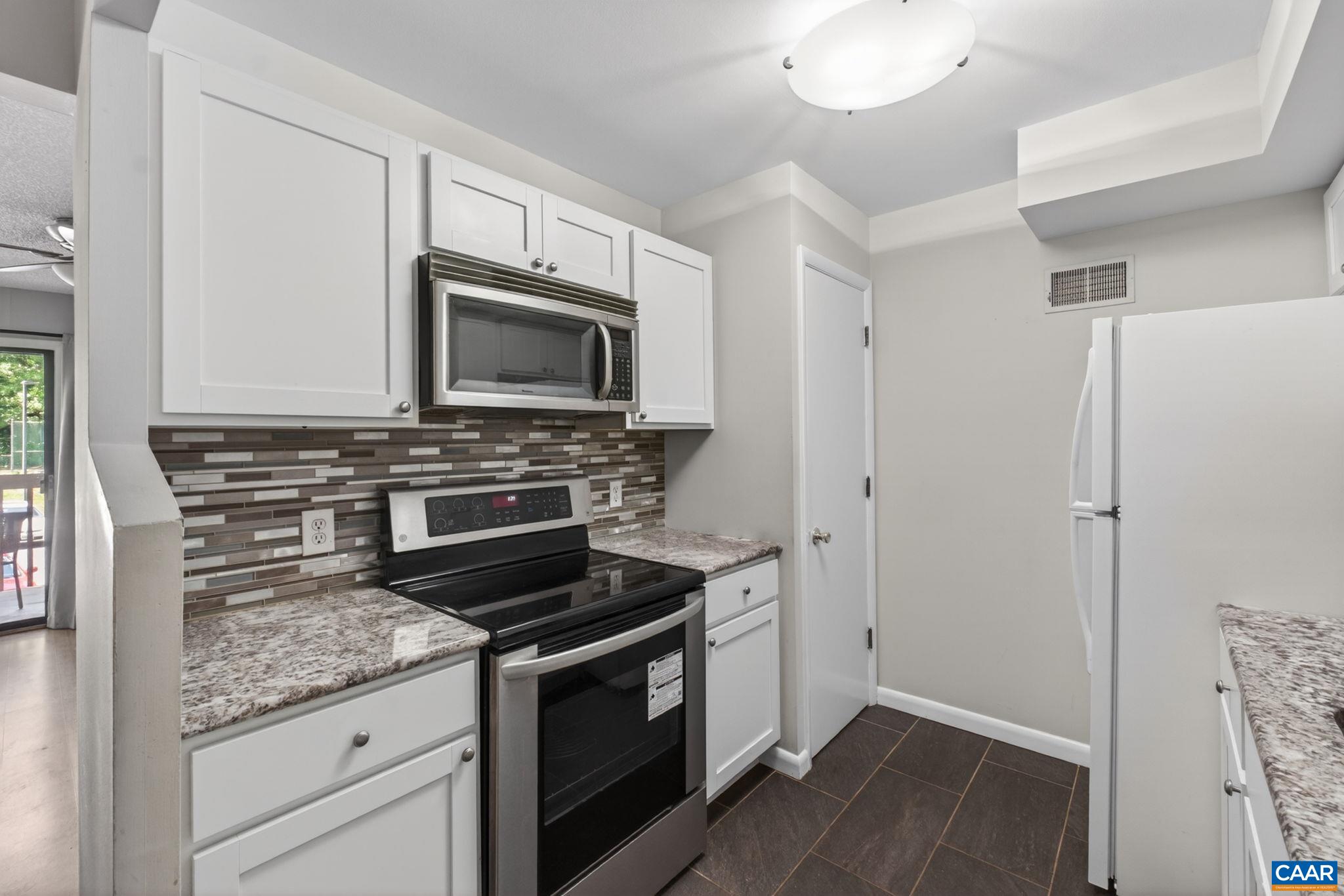 103 TURTLE CREEK RD, CHARLOTTESVILLE, Virginia 22901, 2 Bedrooms Bedrooms, ,2 BathroomsBathrooms,Residential,103 TURTLE CREEK RD,676851 MLS # 676851
