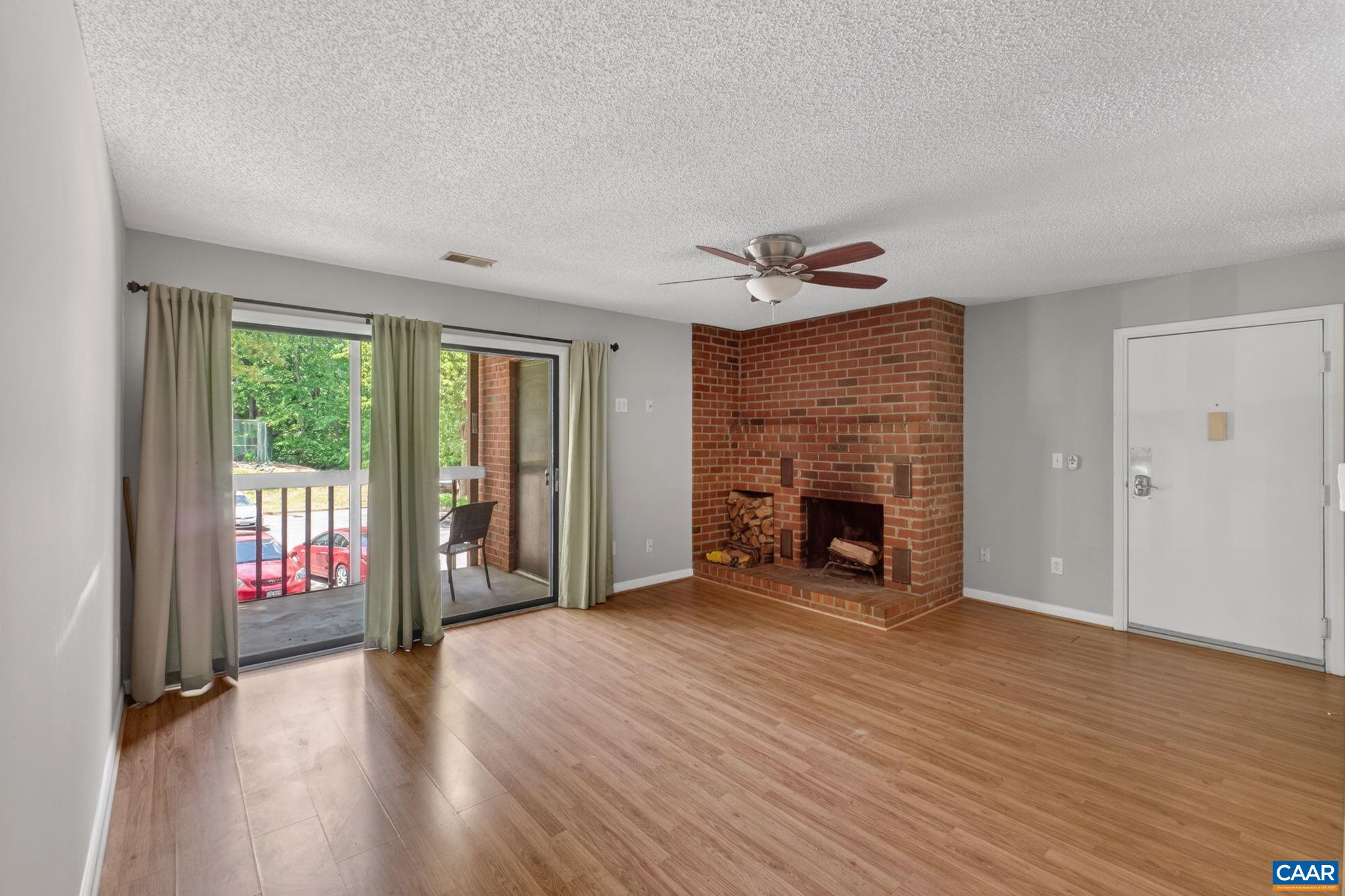 103 TURTLE CREEK RD, CHARLOTTESVILLE, Virginia 22901, 2 Bedrooms Bedrooms, ,2 BathroomsBathrooms,Residential,103 TURTLE CREEK RD,676851 MLS # 676851