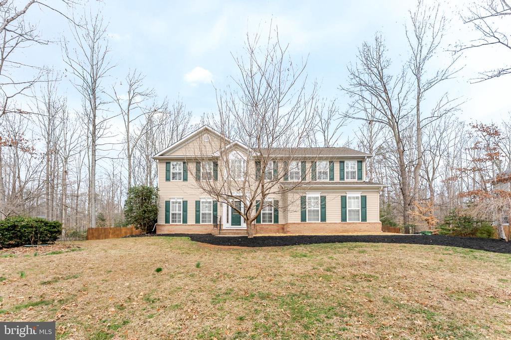 8007 PEMBROKE CIR, SPOTSYLVANIA, Virginia 22551, 4 Bedrooms Bedrooms, ,3 BathroomsBathrooms,Residential,8007 PEMBROKE CIR,VASP2038934 MLS # VASP2038934