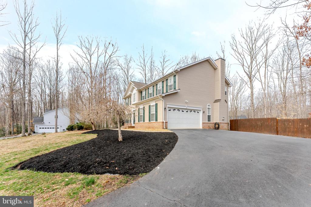 8007 PEMBROKE CIR, SPOTSYLVANIA, Virginia 22551, 4 Bedrooms Bedrooms, ,3 BathroomsBathrooms,Residential,8007 PEMBROKE CIR,VASP2038934 MLS # VASP2038934