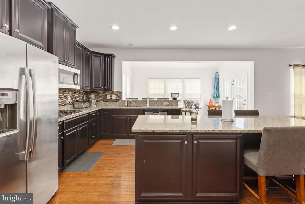 5812 SPRUCE VALLEY DR, FREDERICKSBURG, Virginia 22407, 4 Bedrooms Bedrooms, ,4 BathroomsBathrooms,Residential,5812 SPRUCE VALLEY DR,VASP2041626 MLS # VASP2041626