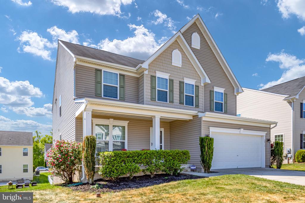 5812 SPRUCE VALLEY DR, FREDERICKSBURG, Virginia 22407, 4 Bedrooms Bedrooms, ,4 BathroomsBathrooms,Residential,5812 SPRUCE VALLEY DR,VASP2041626 MLS # VASP2041626