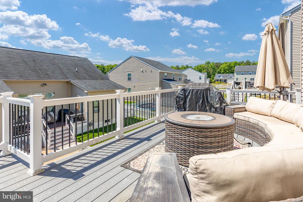 5812 SPRUCE VALLEY DR, FREDERICKSBURG, Virginia 22407, 4 Bedrooms Bedrooms, ,4 BathroomsBathrooms,Residential,5812 SPRUCE VALLEY DR,VASP2041626 MLS # VASP2041626