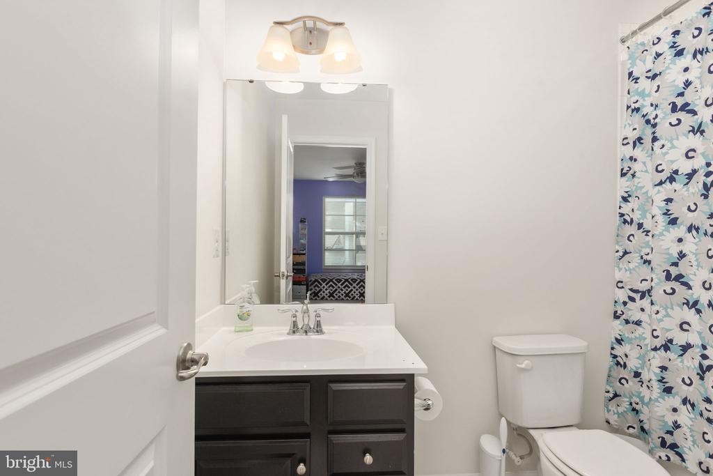 5812 SPRUCE VALLEY DR, FREDERICKSBURG, Virginia 22407, 4 Bedrooms Bedrooms, ,4 BathroomsBathrooms,Residential,5812 SPRUCE VALLEY DR,VASP2041626 MLS # VASP2041626