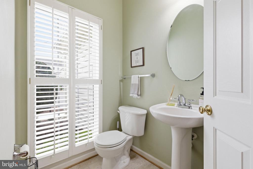265 CANNON WAY, WARRENTON, Virginia 20186, 4 Bedrooms Bedrooms, ,2 BathroomsBathrooms,Residential,265 CANNON WAY,VAFQ2021740 MLS # VAFQ2021740