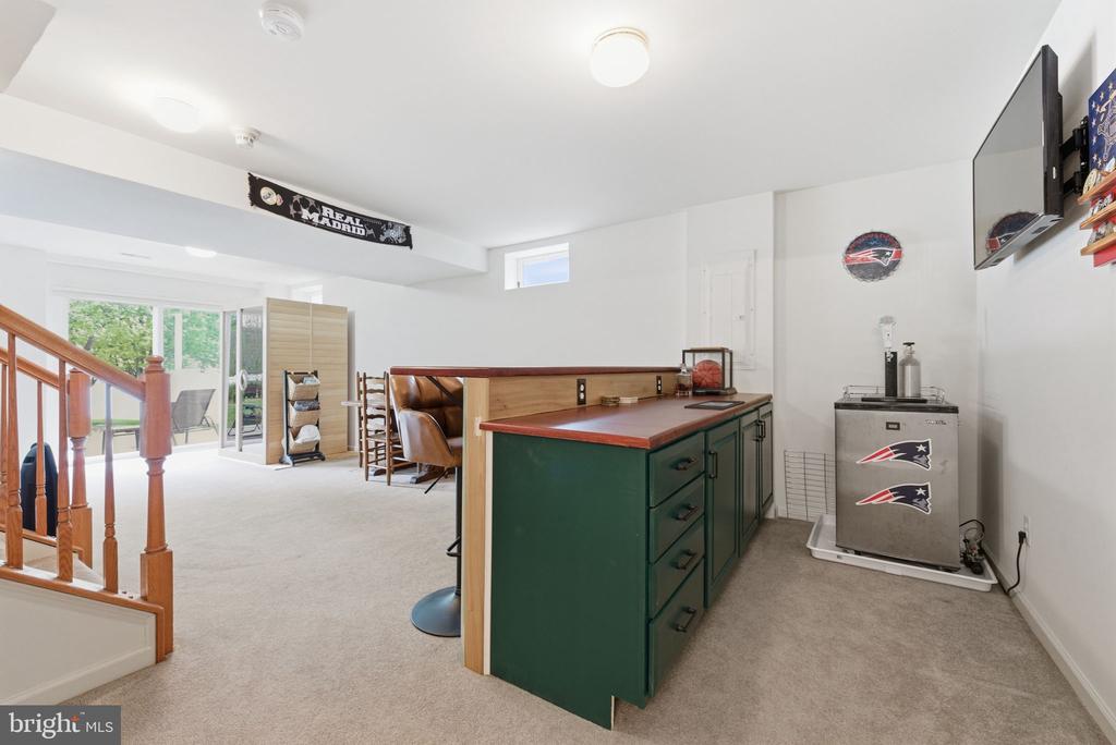 265 CANNON WAY, WARRENTON, Virginia 20186, 4 Bedrooms Bedrooms, ,2 BathroomsBathrooms,Residential,265 CANNON WAY,VAFQ2021740 MLS # VAFQ2021740