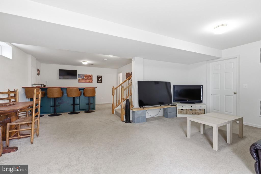 265 CANNON WAY, WARRENTON, Virginia 20186, 4 Bedrooms Bedrooms, ,2 BathroomsBathrooms,Residential,265 CANNON WAY,VAFQ2021740 MLS # VAFQ2021740