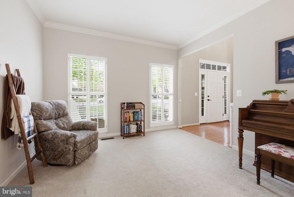 265 CANNON WAY, WARRENTON, Virginia 20186, 4 Bedrooms Bedrooms, ,2 BathroomsBathrooms,Residential,265 CANNON WAY,VAFQ2021740 MLS # VAFQ2021740