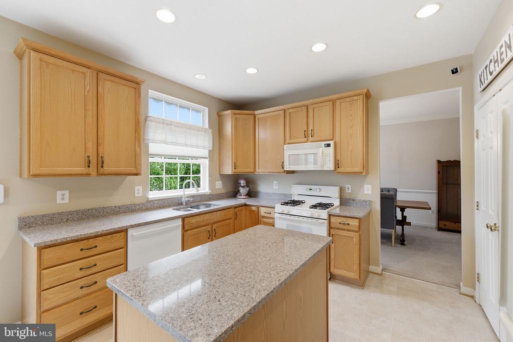 265 CANNON WAY, WARRENTON, Virginia 20186, 4 Bedrooms Bedrooms, ,2 BathroomsBathrooms,Residential,265 CANNON WAY,VAFQ2021740 MLS # VAFQ2021740