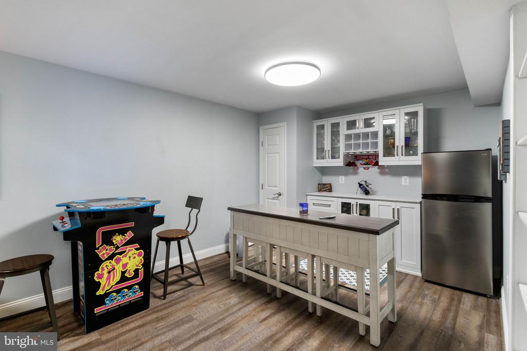 8600 OLDHAM RD, FREDERICKSBURG, Virginia 22408, 4 Bedrooms Bedrooms, ,3 BathroomsBathrooms,Residential,8600 OLDHAM RD,VASP2040864 MLS # VASP2040864