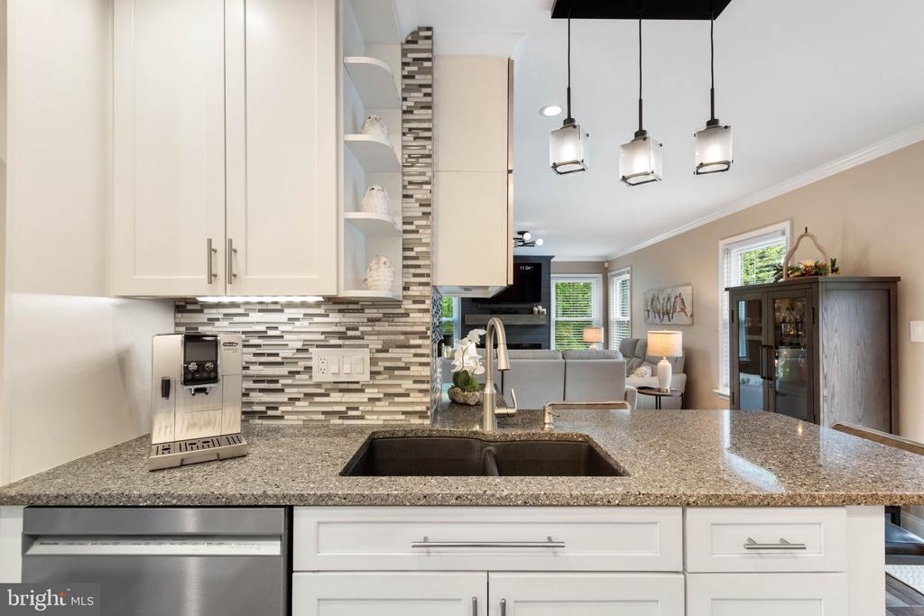 8600 OLDHAM RD, FREDERICKSBURG, Virginia 22408, 4 Bedrooms Bedrooms, ,3 BathroomsBathrooms,Residential,8600 OLDHAM RD,VASP2040864 MLS # VASP2040864