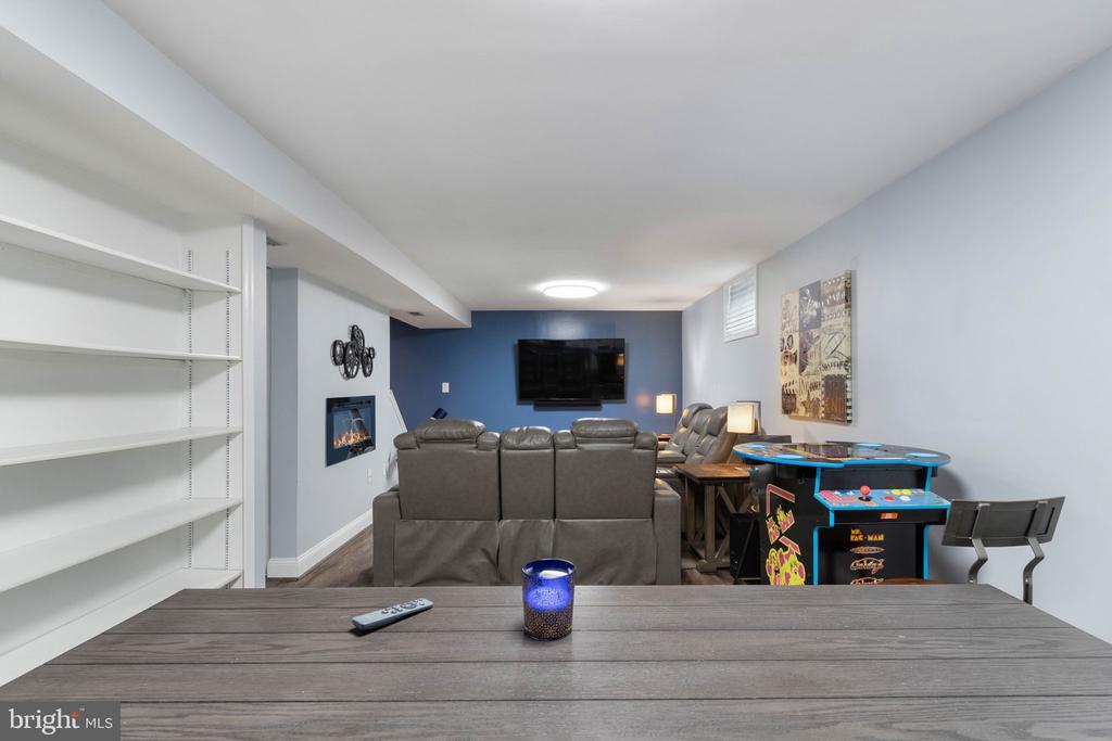 8600 OLDHAM RD, FREDERICKSBURG, Virginia 22408, 4 Bedrooms Bedrooms, ,3 BathroomsBathrooms,Residential,8600 OLDHAM RD,VASP2040864 MLS # VASP2040864