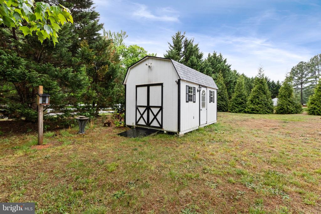 8600 OLDHAM RD, FREDERICKSBURG, Virginia 22408, 4 Bedrooms Bedrooms, ,3 BathroomsBathrooms,Residential,8600 OLDHAM RD,VASP2040864 MLS # VASP2040864