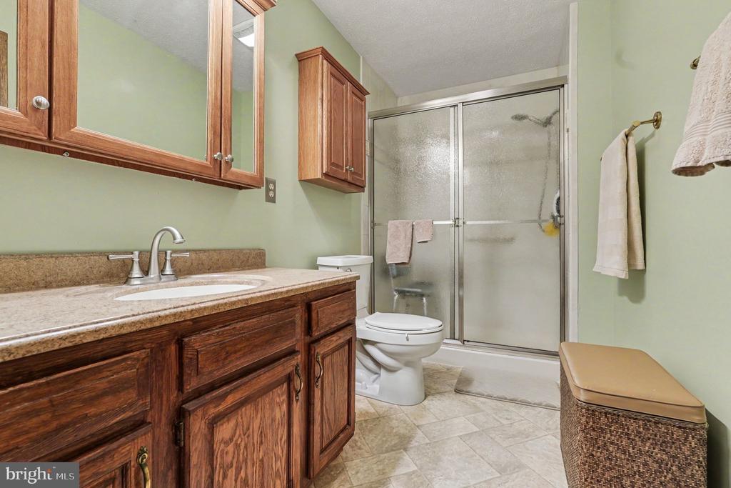 12533 APPLE LN, UNIONVILLE, Virginia 22567, 4 Bedrooms Bedrooms, ,3 BathroomsBathrooms,Residential,12533 APPLE LN,VAOR2014088 MLS # VAOR2014088