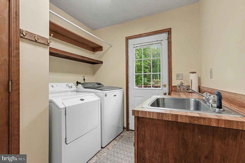 12533 APPLE LN, UNIONVILLE, Virginia 22567, 4 Bedrooms Bedrooms, ,3 BathroomsBathrooms,Residential,12533 APPLE LN,VAOR2014088 MLS # VAOR2014088
