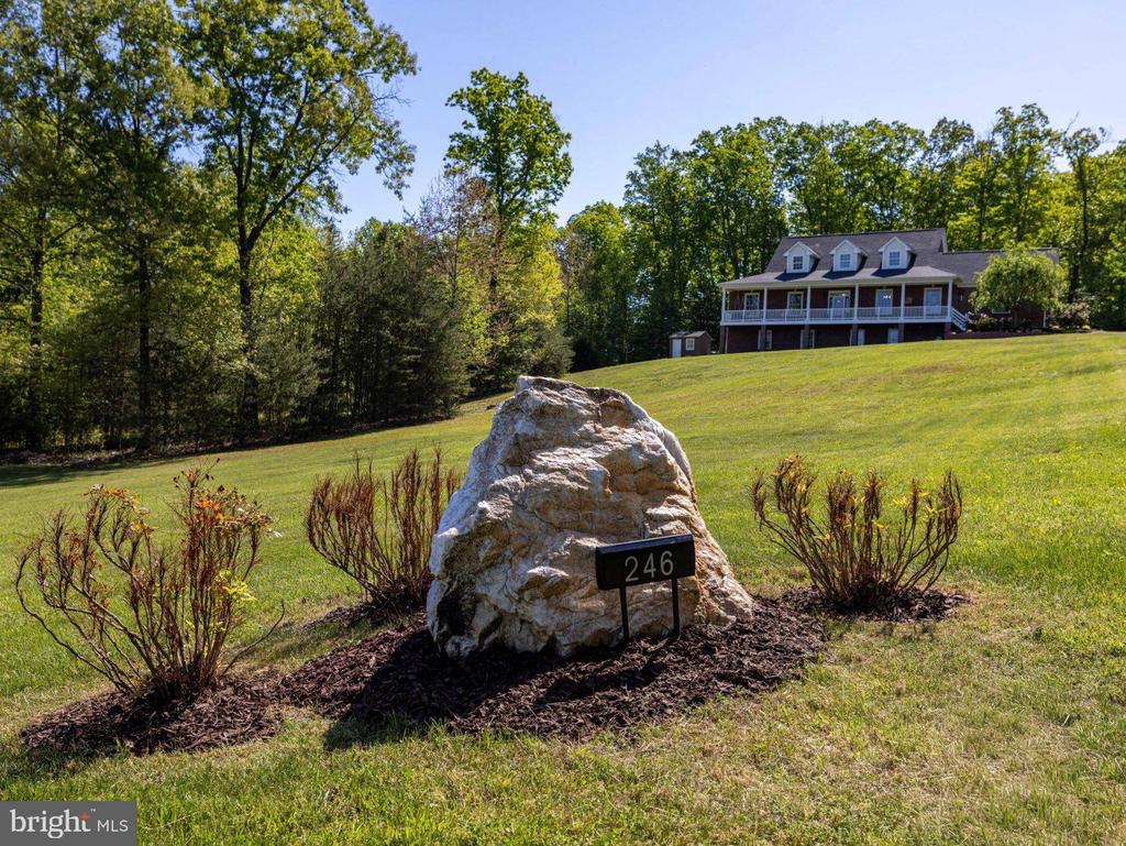 246 LAWSONS FARM CIR, RUCKERSVILLE, Virginia 22968, 3 Bedrooms Bedrooms, ,3 BathroomsBathrooms,Residential,246 LAWSONS FARM CIR,VAGR2000846 MLS # VAGR2000846