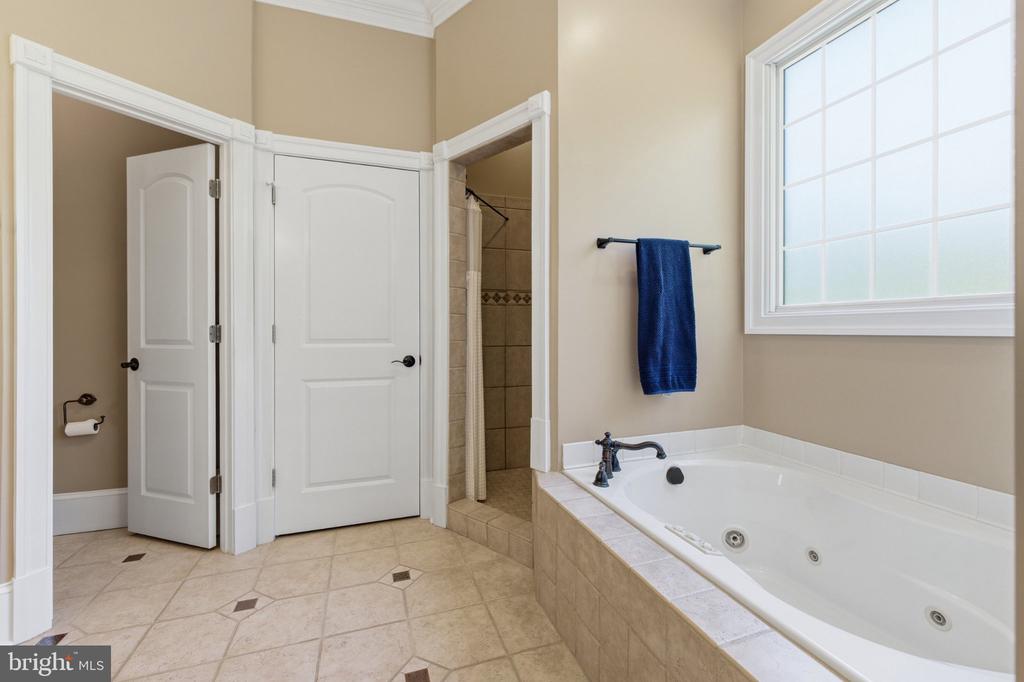 246 LAWSONS FARM CIR, RUCKERSVILLE, Virginia 22968, 3 Bedrooms Bedrooms, ,3 BathroomsBathrooms,Residential,246 LAWSONS FARM CIR,VAGR2000846 MLS # VAGR2000846