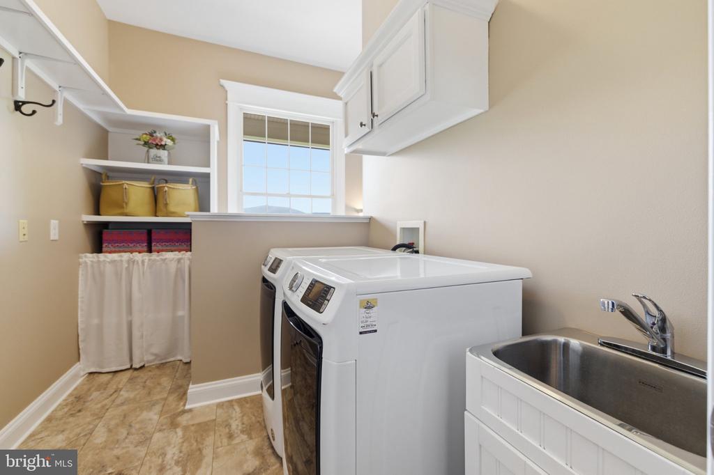 246 LAWSONS FARM CIR, RUCKERSVILLE, Virginia 22968, 3 Bedrooms Bedrooms, ,3 BathroomsBathrooms,Residential,246 LAWSONS FARM CIR,VAGR2000846 MLS # VAGR2000846