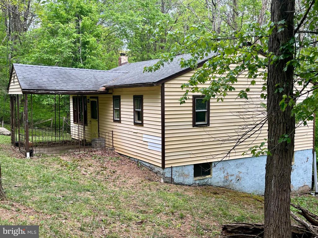 536 CIRCLE DR, STANLEY, Virginia 22851, 2 Bedrooms Bedrooms, ,1 BathroomBathrooms,Residential,536 CIRCLE DR,VAPA2006406 MLS # VAPA2006406