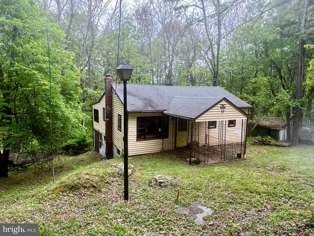 536 CIRCLE DR, STANLEY, Virginia 22851, 2 Bedrooms Bedrooms, ,1 BathroomBathrooms,Residential,536 CIRCLE DR,VAPA2006406 MLS # VAPA2006406
