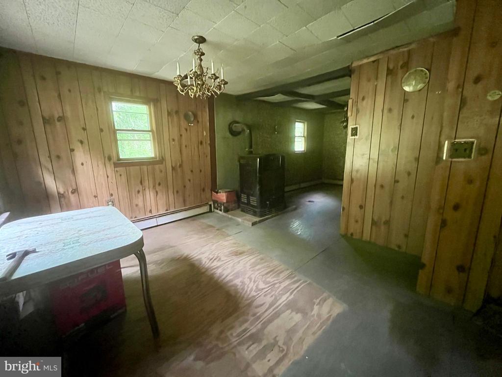 536 CIRCLE DR, STANLEY, Virginia 22851, 2 Bedrooms Bedrooms, ,1 BathroomBathrooms,Residential,536 CIRCLE DR,VAPA2006406 MLS # VAPA2006406