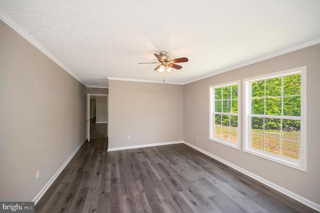14200 W CATHARPIN RD, SPOTSYLVANIA, Virginia 22551, 4 Bedrooms Bedrooms, ,2 BathroomsBathrooms,Residential,14200 W CATHARPIN RD,VASP2041206 MLS # VASP2041206