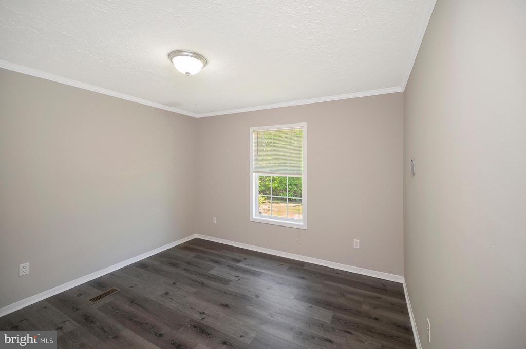 14200 W CATHARPIN RD, SPOTSYLVANIA, Virginia 22551, 4 Bedrooms Bedrooms, ,2 BathroomsBathrooms,Residential,14200 W CATHARPIN RD,VASP2041206 MLS # VASP2041206