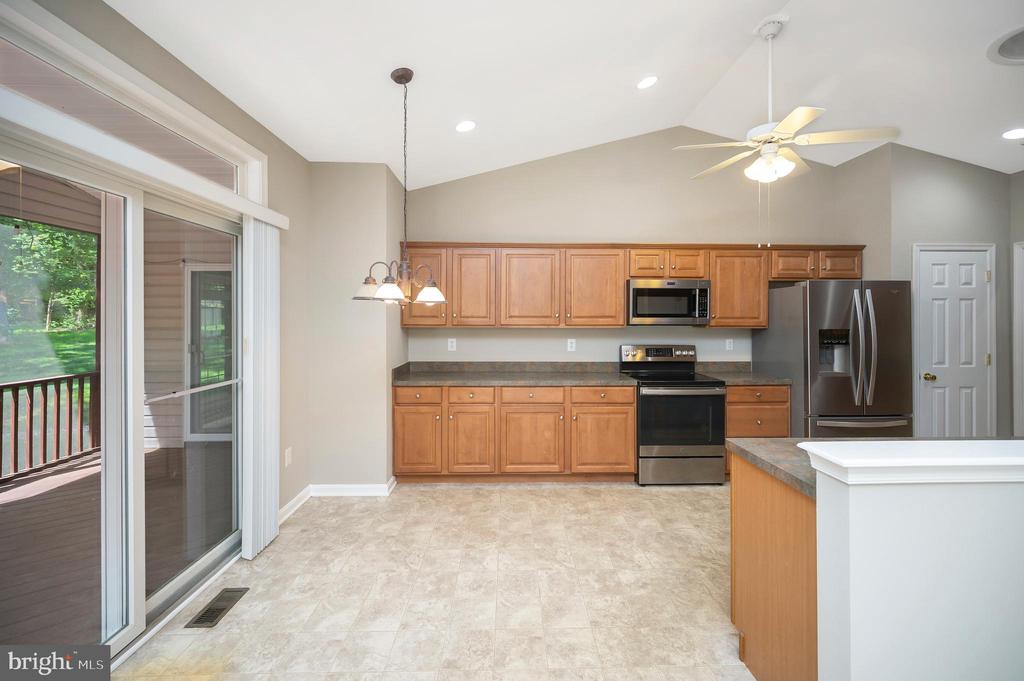 209 SAND TRAP LN, LOCUST GROVE, Virginia 22508, 5 Bedrooms Bedrooms, ,3 BathroomsBathrooms,Residential,209 SAND TRAP LN,VAOR2014068 MLS # VAOR2014068