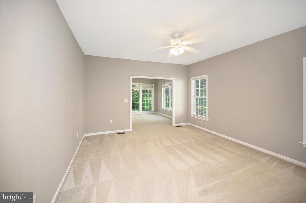 209 SAND TRAP LN, LOCUST GROVE, Virginia 22508, 5 Bedrooms Bedrooms, ,3 BathroomsBathrooms,Residential,209 SAND TRAP LN,VAOR2014068 MLS # VAOR2014068