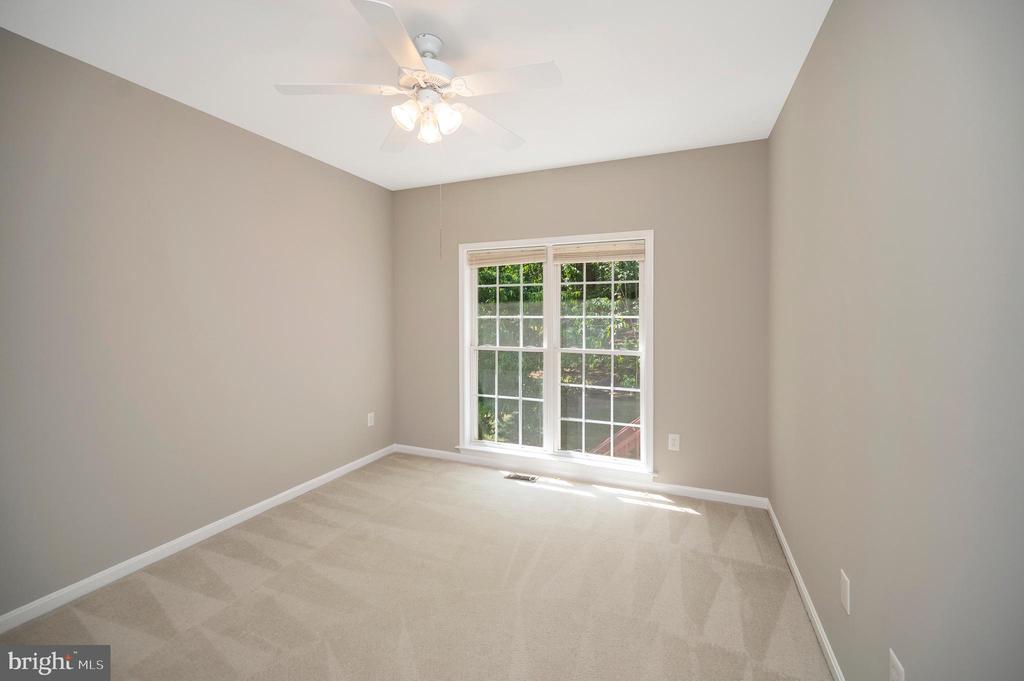209 SAND TRAP LN, LOCUST GROVE, Virginia 22508, 5 Bedrooms Bedrooms, ,3 BathroomsBathrooms,Residential,209 SAND TRAP LN,VAOR2014068 MLS # VAOR2014068