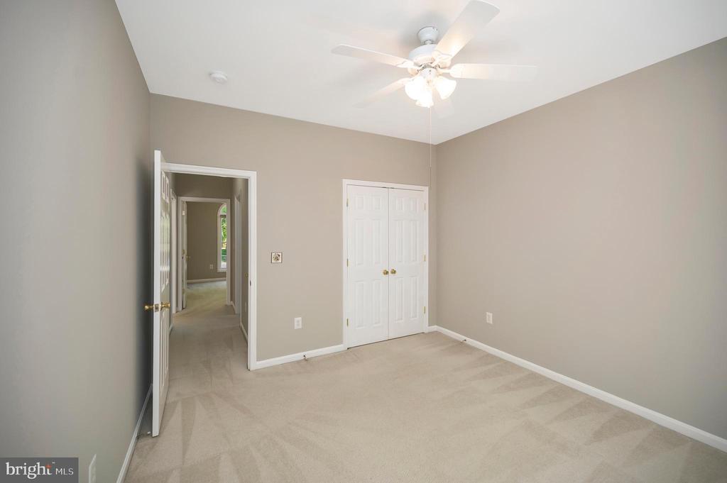 209 SAND TRAP LN, LOCUST GROVE, Virginia 22508, 5 Bedrooms Bedrooms, ,3 BathroomsBathrooms,Residential,209 SAND TRAP LN,VAOR2014068 MLS # VAOR2014068