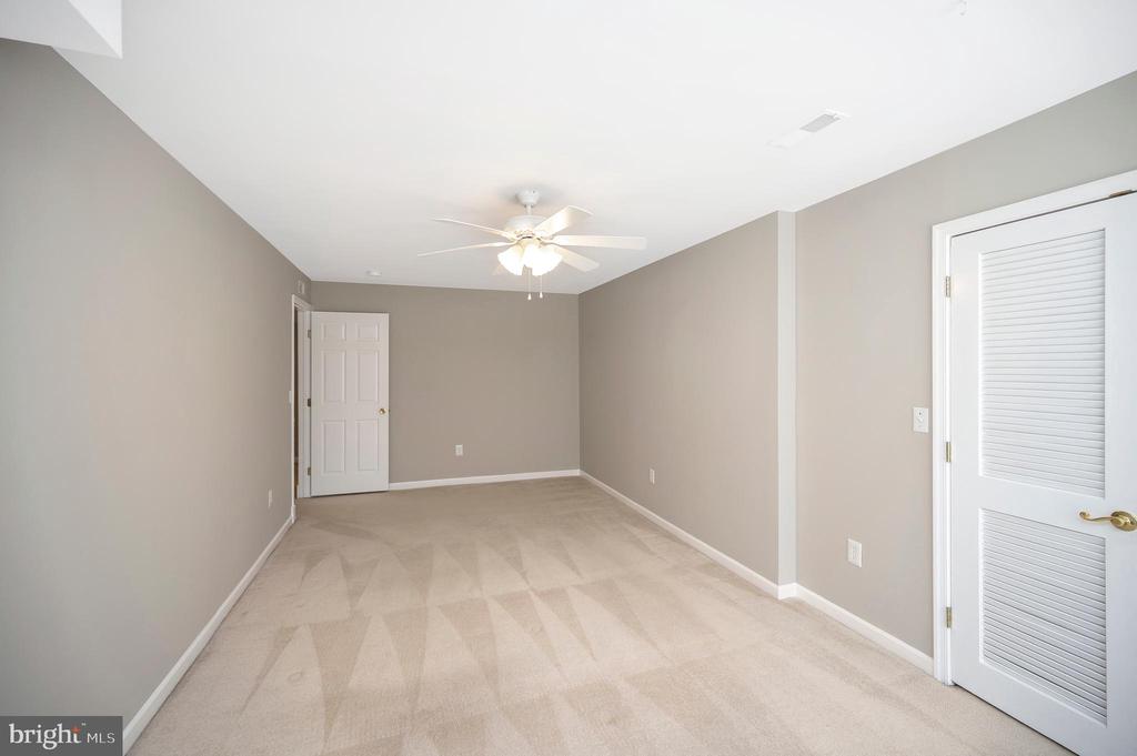 209 SAND TRAP LN, LOCUST GROVE, Virginia 22508, 5 Bedrooms Bedrooms, ,3 BathroomsBathrooms,Residential,209 SAND TRAP LN,VAOR2014068 MLS # VAOR2014068