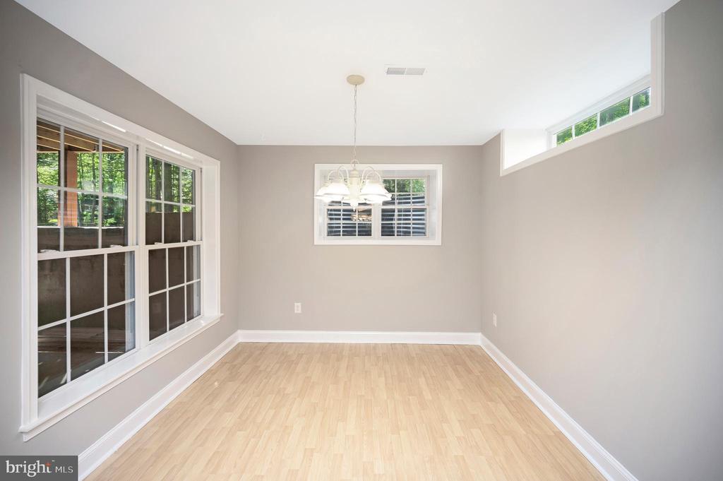 209 SAND TRAP LN, LOCUST GROVE, Virginia 22508, 5 Bedrooms Bedrooms, ,3 BathroomsBathrooms,Residential,209 SAND TRAP LN,VAOR2014068 MLS # VAOR2014068