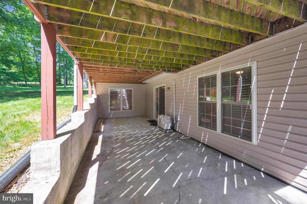 209 SAND TRAP LN, LOCUST GROVE, Virginia 22508, 5 Bedrooms Bedrooms, ,3 BathroomsBathrooms,Residential,209 SAND TRAP LN,VAOR2014068 MLS # VAOR2014068