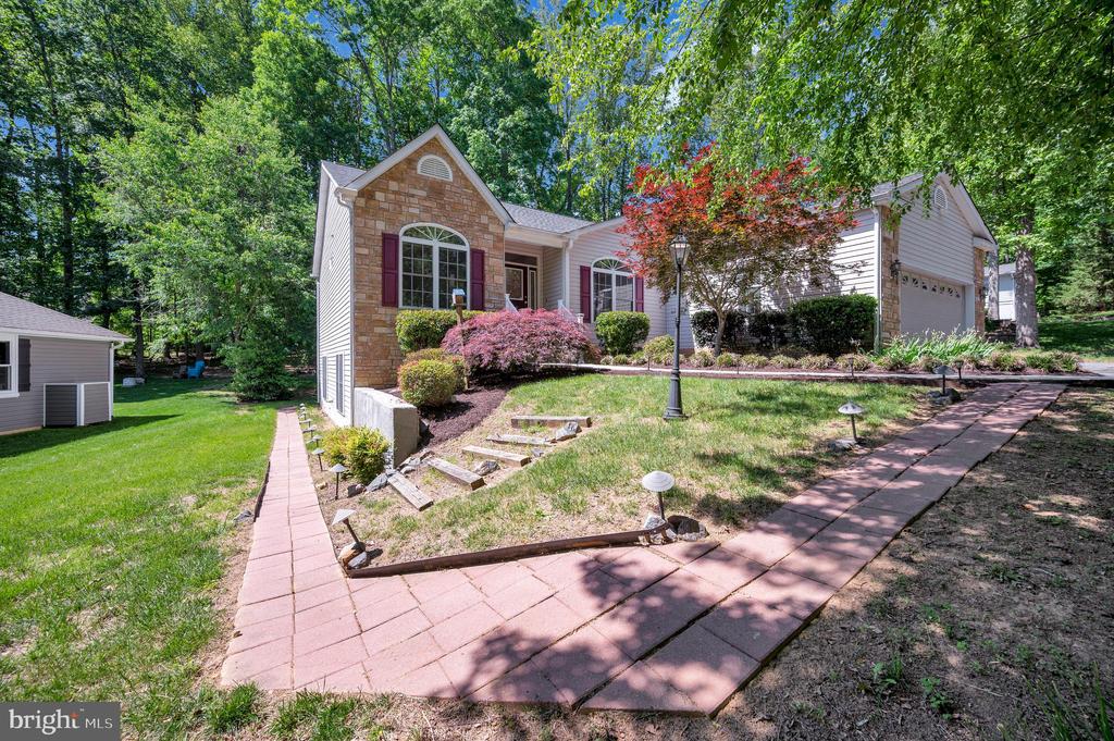 209 SAND TRAP LN, LOCUST GROVE, Virginia 22508, 5 Bedrooms Bedrooms, ,3 BathroomsBathrooms,Residential,209 SAND TRAP LN,VAOR2014068 MLS # VAOR2014068