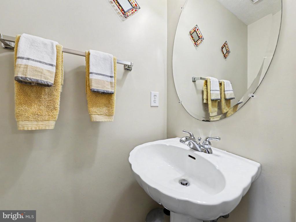 10101 BREAWICK CT, SPOTSYLVANIA, Virginia 22553, 4 Bedrooms Bedrooms, ,2 BathroomsBathrooms,Residential,10101 BREAWICK CT,VASP2041684 MLS # VASP2041684