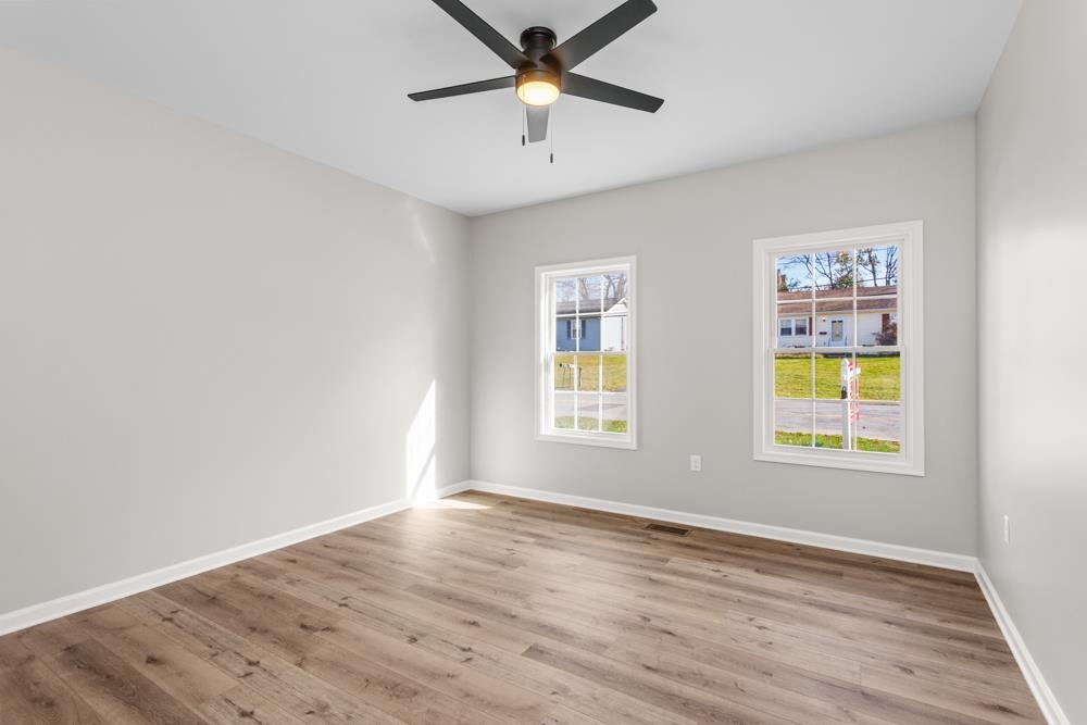317 IVANHOE AVE, WAYNESBORO, Virginia 22980, 3 Bedrooms Bedrooms, ,2 BathroomsBathrooms,Residential,317 IVANHOE AVE,667213 MLS # 667213