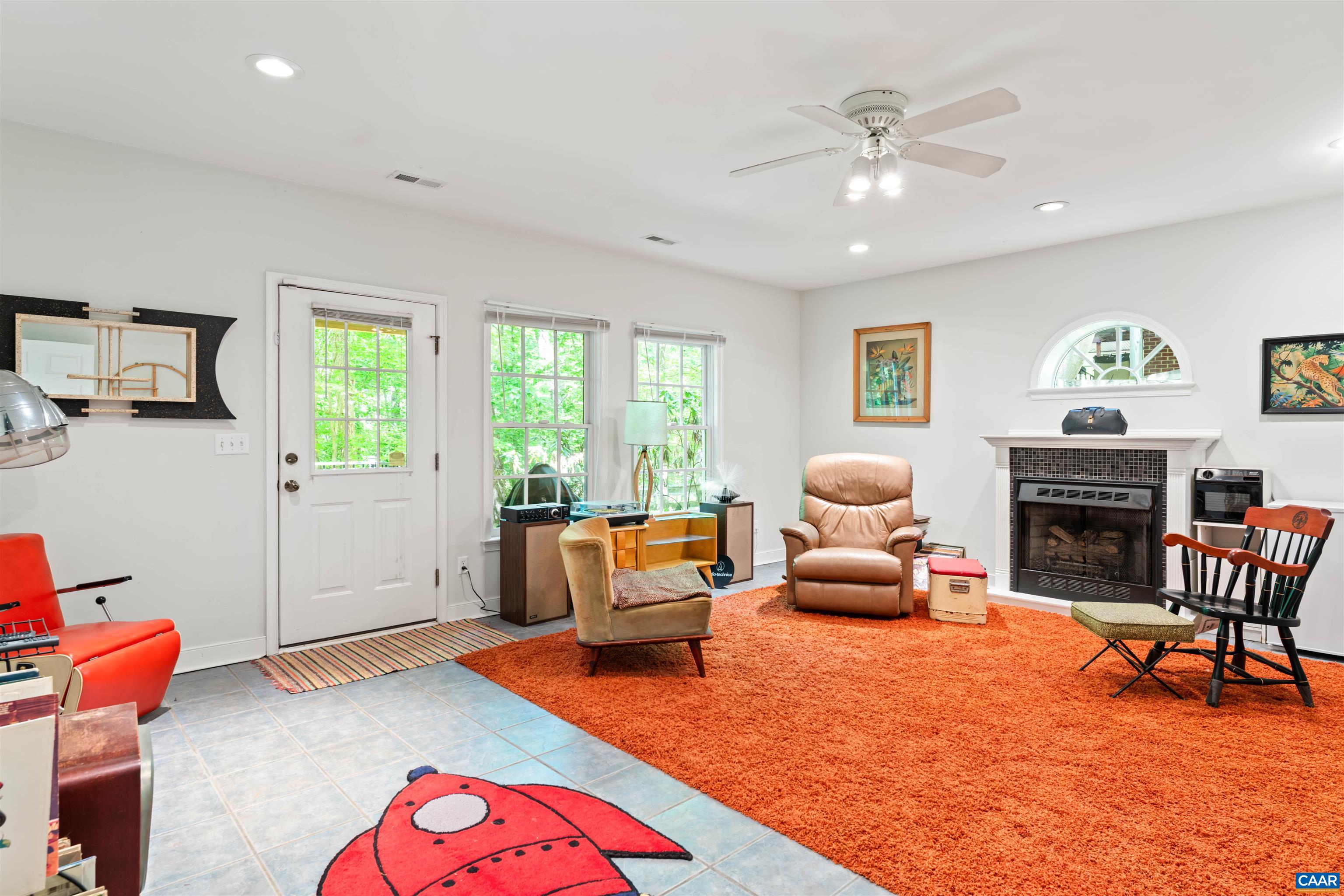 912 KING WILLIAM DR, CHARLOTTESVILLE, Virginia 22901, 5 Bedrooms Bedrooms, ,3 BathroomsBathrooms,Residential,912 KING WILLIAM DR,676721 MLS # 676721