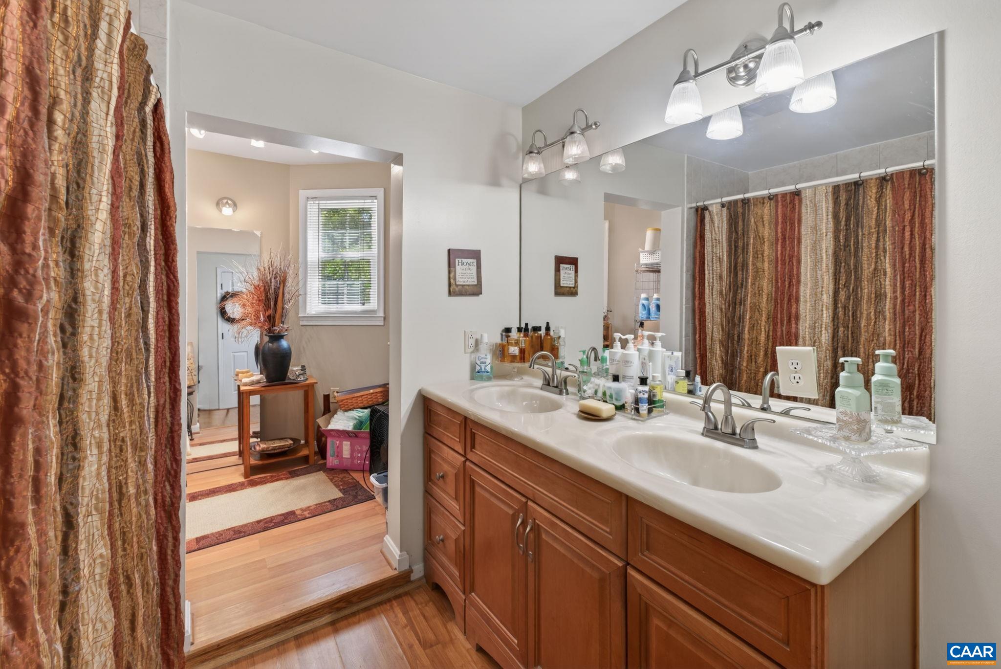 28 RIDGEWAY FARM CT, KESWICK, Virginia 22947, 4 Bedrooms Bedrooms, ,2 BathroomsBathrooms,Residential,28 RIDGEWAY FARM CT,676852 MLS # 676852