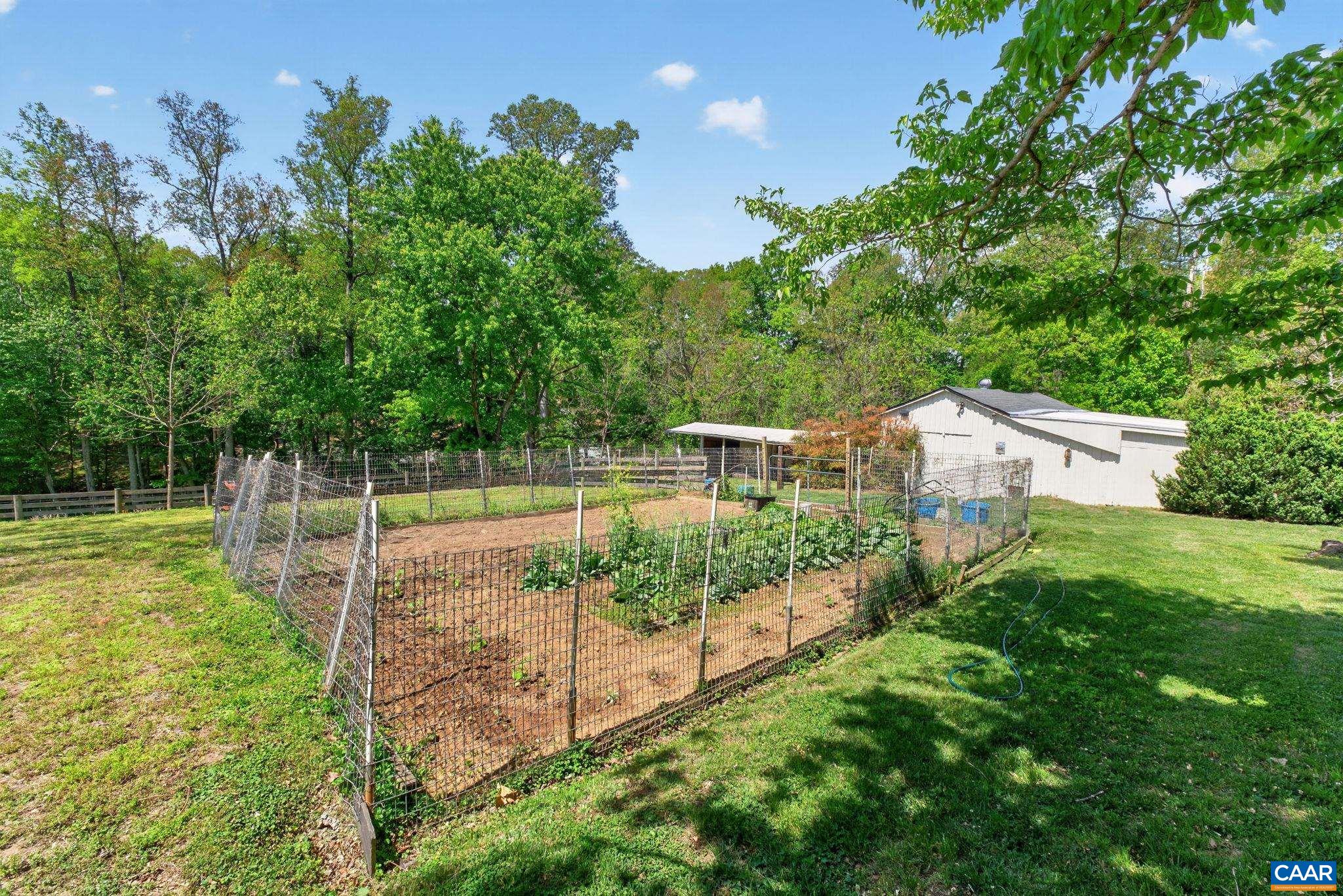 28 RIDGEWAY FARM CT, KESWICK, Virginia 22947, 4 Bedrooms Bedrooms, ,2 BathroomsBathrooms,Residential,28 RIDGEWAY FARM CT,676852 MLS # 676852