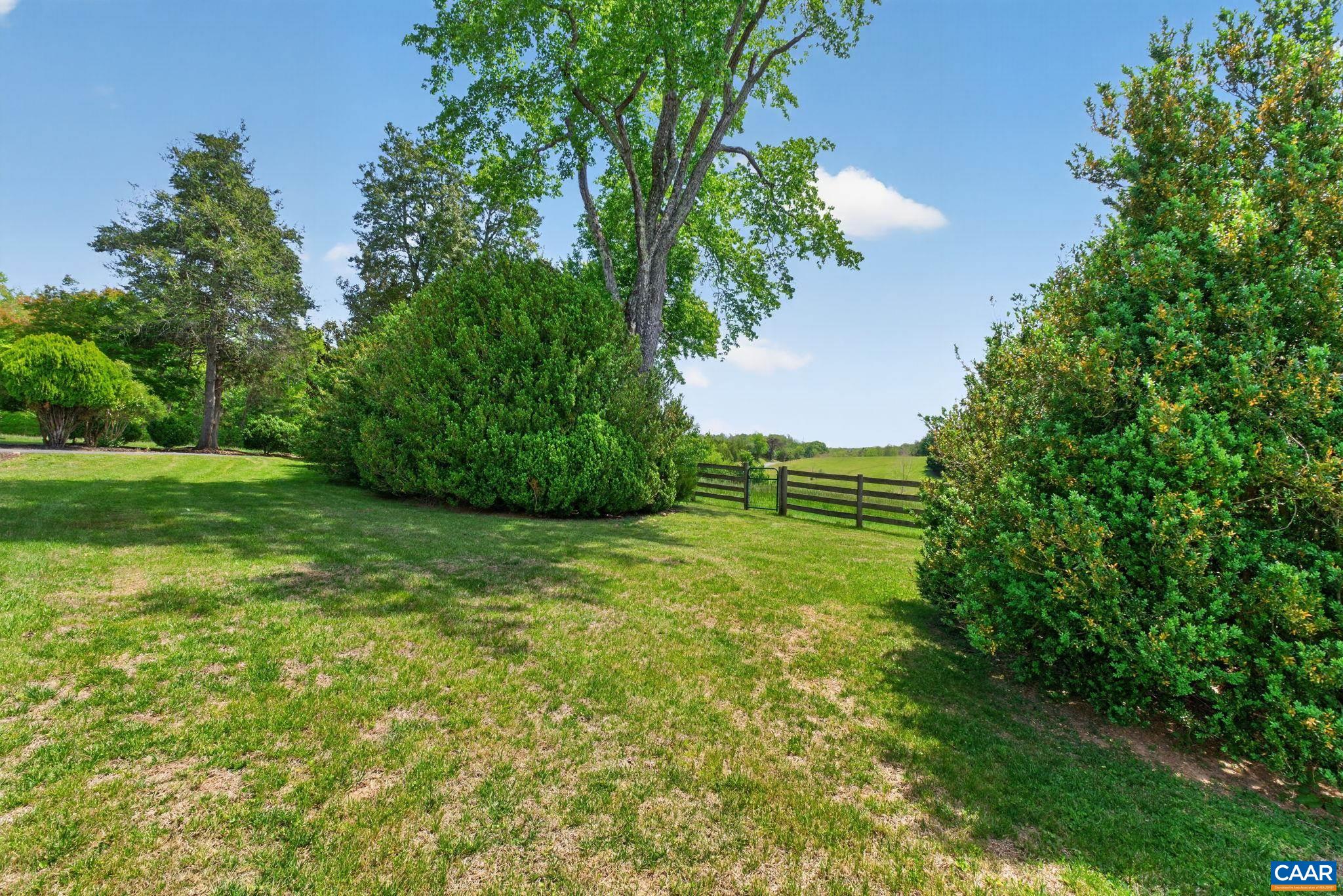 28 RIDGEWAY FARM CT, KESWICK, Virginia 22947, 4 Bedrooms Bedrooms, ,2 BathroomsBathrooms,Residential,28 RIDGEWAY FARM CT,676852 MLS # 676852