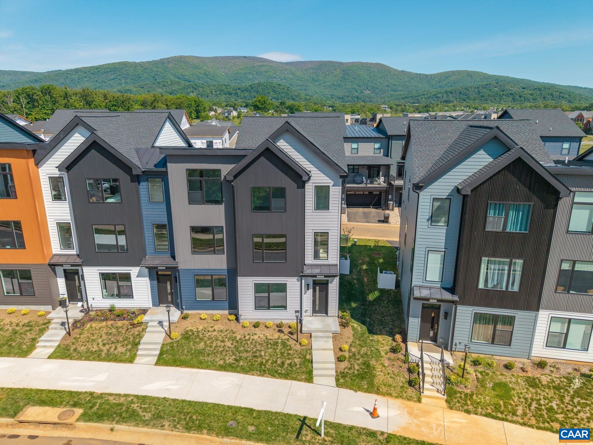 5434 GOLF DR, CROZET, Virginia 22932, 4 Bedrooms Bedrooms, ,3 BathroomsBathrooms,Residential,Avon,5434 GOLF DR,676854 MLS # 676854