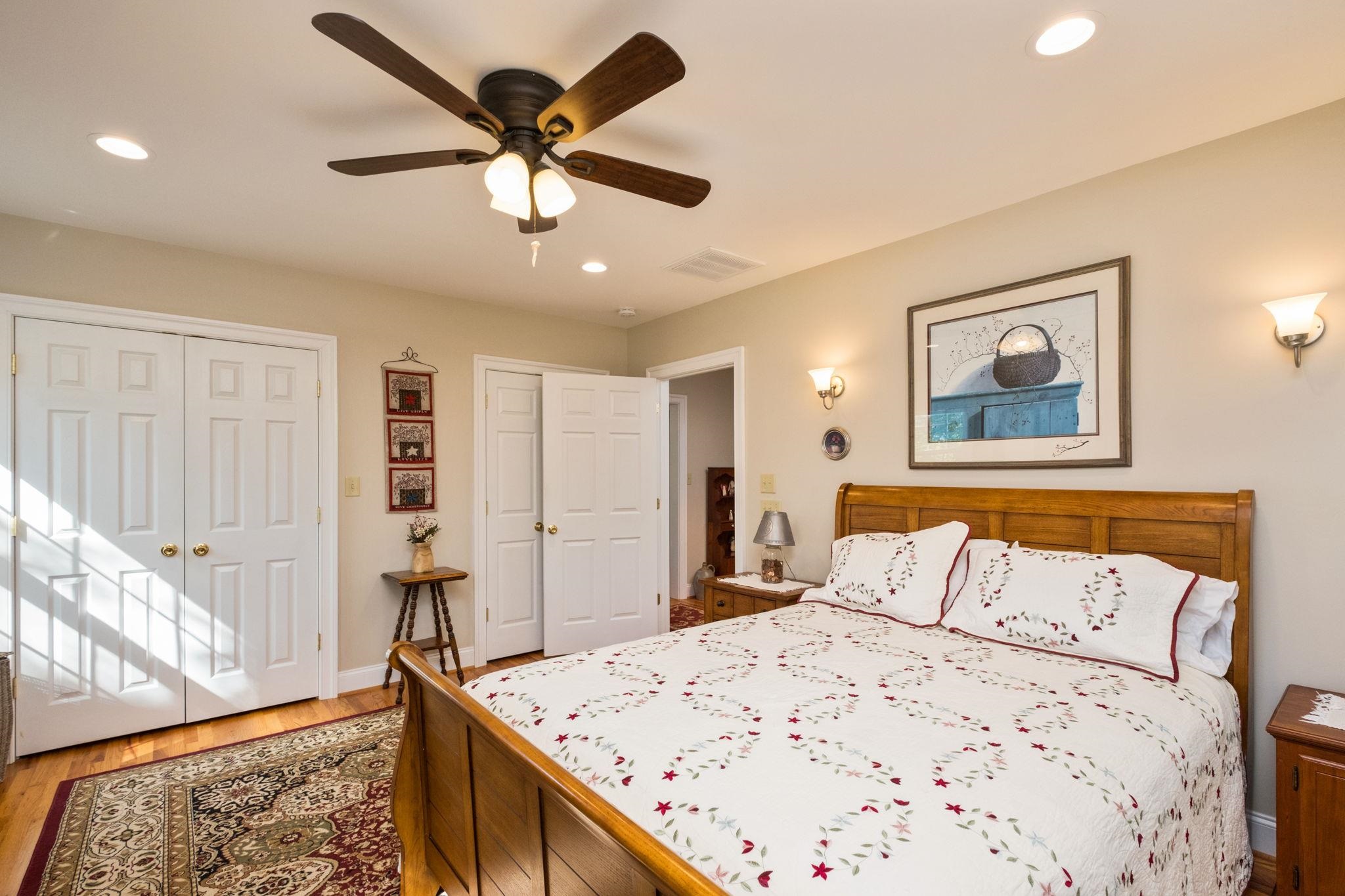 446 MOUNTAIN VIEW DR, STAUNTON, Virginia 24401, 3 Bedrooms Bedrooms, ,2 BathroomsBathrooms,Residential,446 MOUNTAIN VIEW DR,676857 MLS # 676857