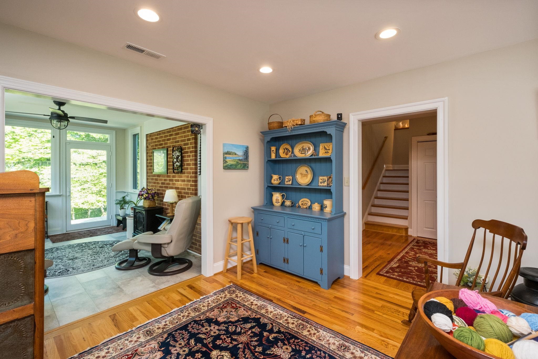 446 MOUNTAIN VIEW DR, STAUNTON, Virginia 24401, 3 Bedrooms Bedrooms, ,2 BathroomsBathrooms,Residential,446 MOUNTAIN VIEW DR,676857 MLS # 676857