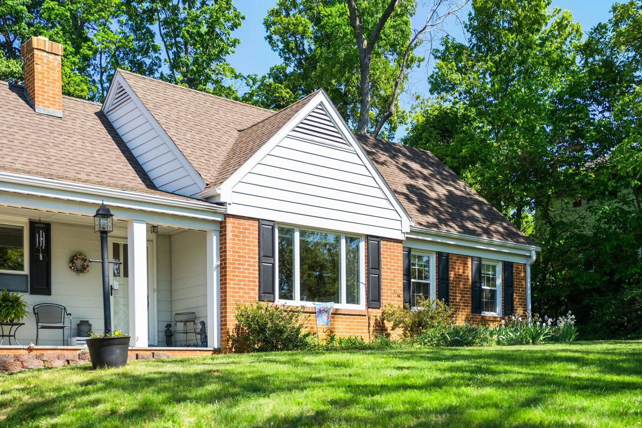 446 MOUNTAIN VIEW DR, STAUNTON, Virginia 24401, 3 Bedrooms Bedrooms, ,2 BathroomsBathrooms,Residential,446 MOUNTAIN VIEW DR,676857 MLS # 676857