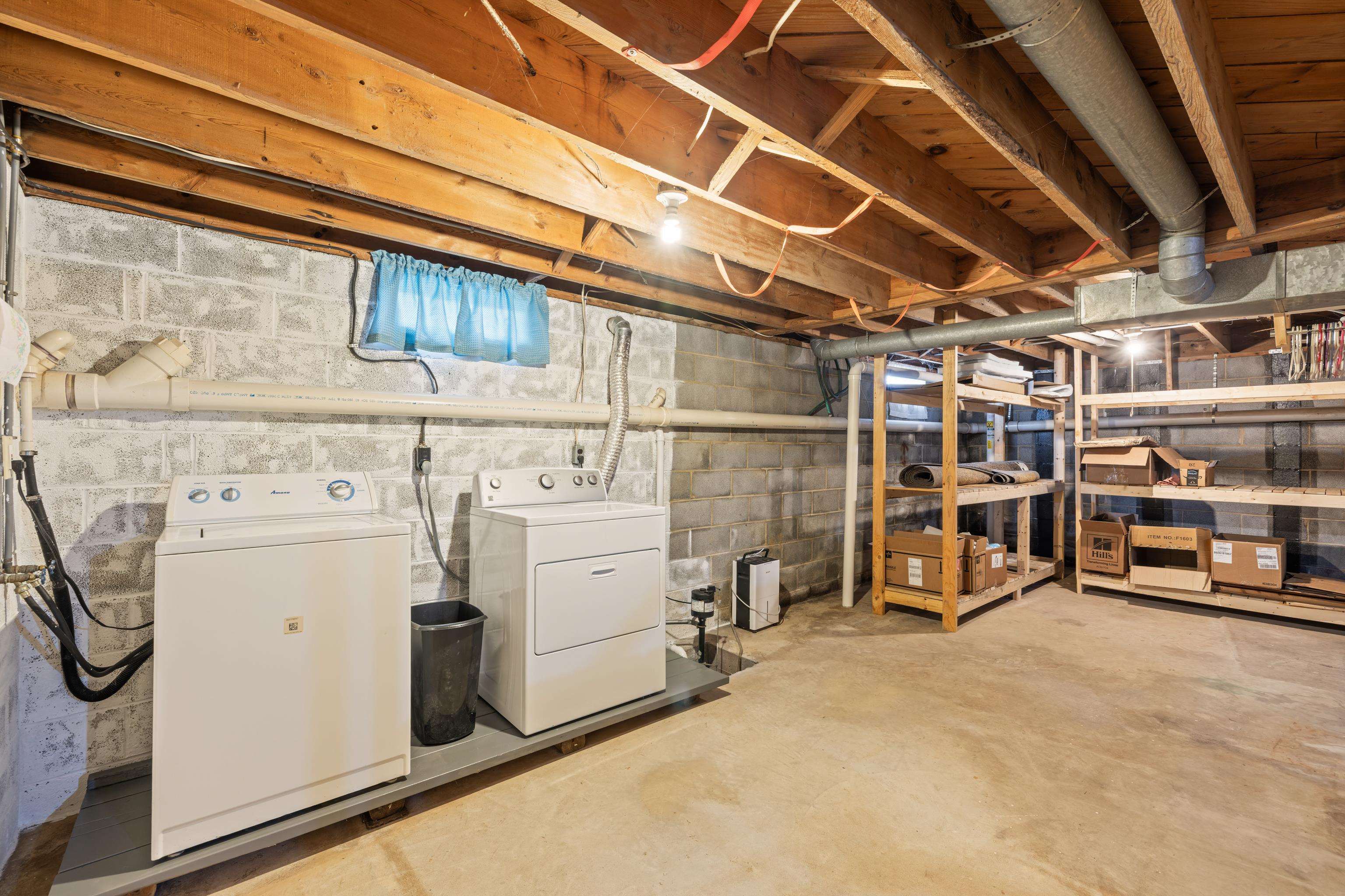 118 STUART AVE, STUARTS DRAFT, Virginia 24477, 2 Bedrooms Bedrooms, ,1 BathroomBathrooms,Residential,118 STUART AVE,676858 MLS # 676858