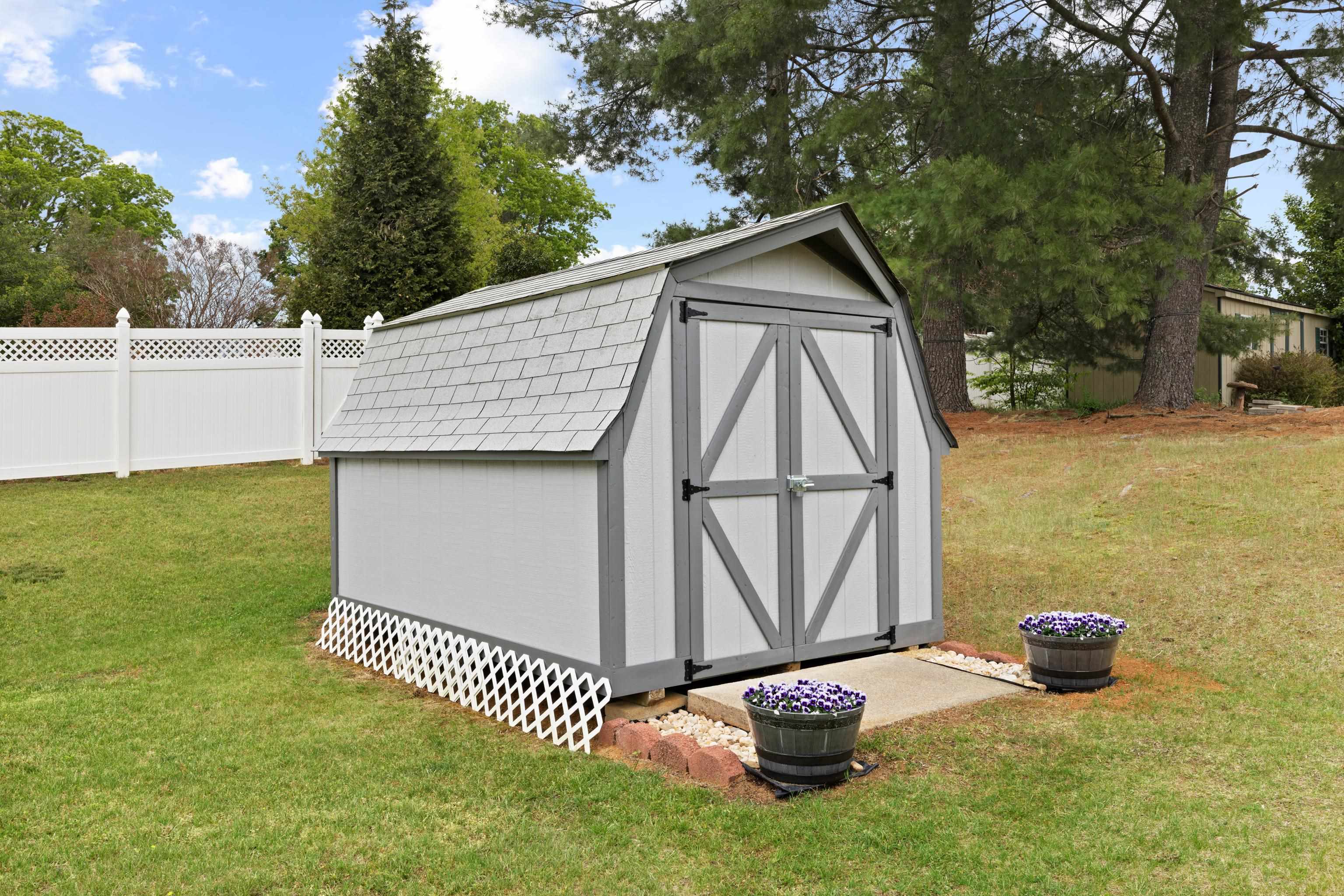 118 STUART AVE, STUARTS DRAFT, Virginia 24477, 2 Bedrooms Bedrooms, ,1 BathroomBathrooms,Residential,118 STUART AVE,676858 MLS # 676858