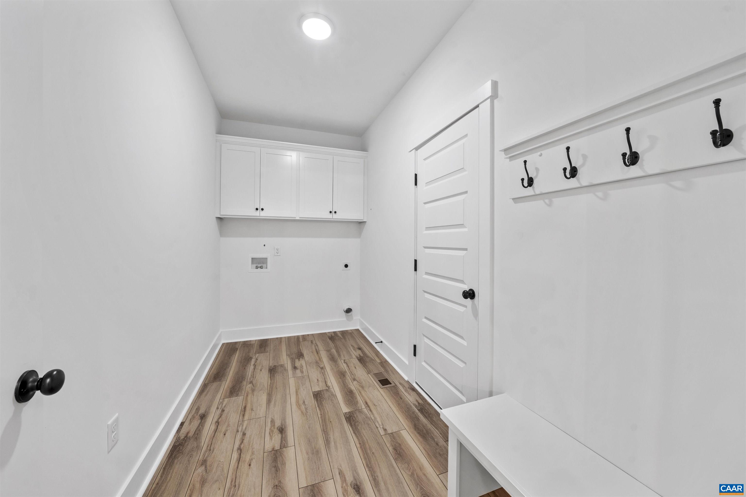 295 HICKORY HOLLOW LN, FORK UNION, Virginia 23022, 3 Bedrooms Bedrooms, ,2 BathroomsBathrooms,Residential,295 HICKORY HOLLOW LN,676861 MLS # 676861